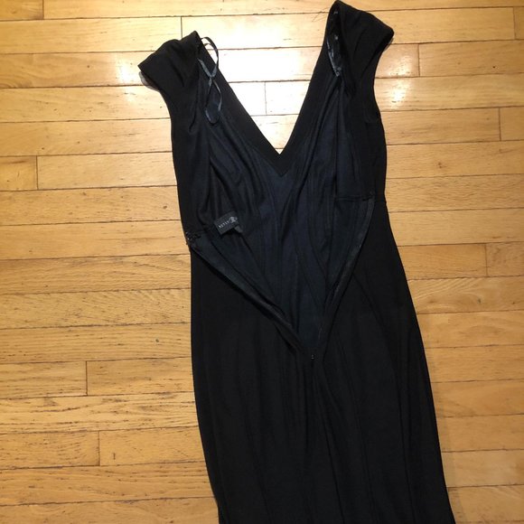 Brand New Women's Betsey & Adam Full-Length Mermaid-Cut Black Gown - Picture 15 of 16